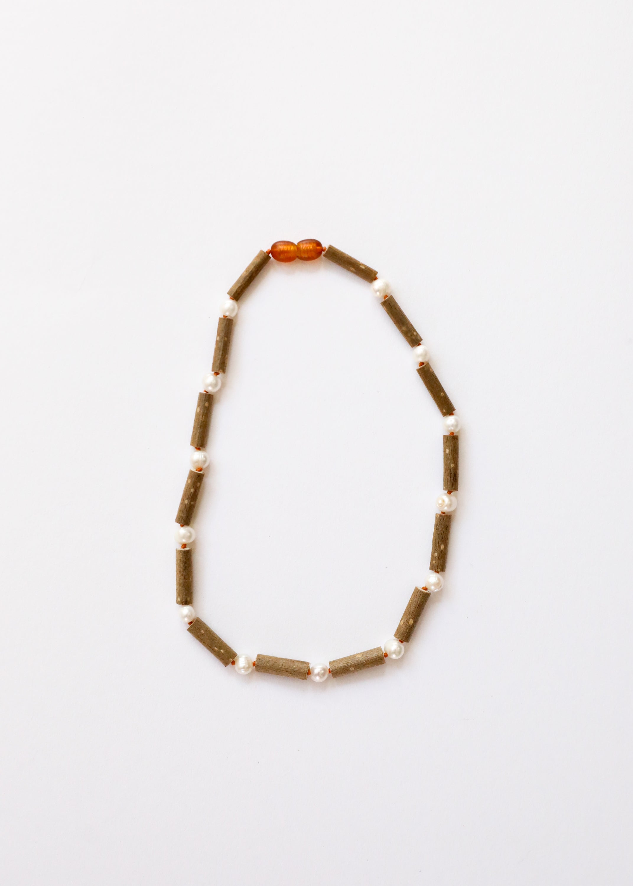 Hazelwood + Pearl || Beaded Necklace ||