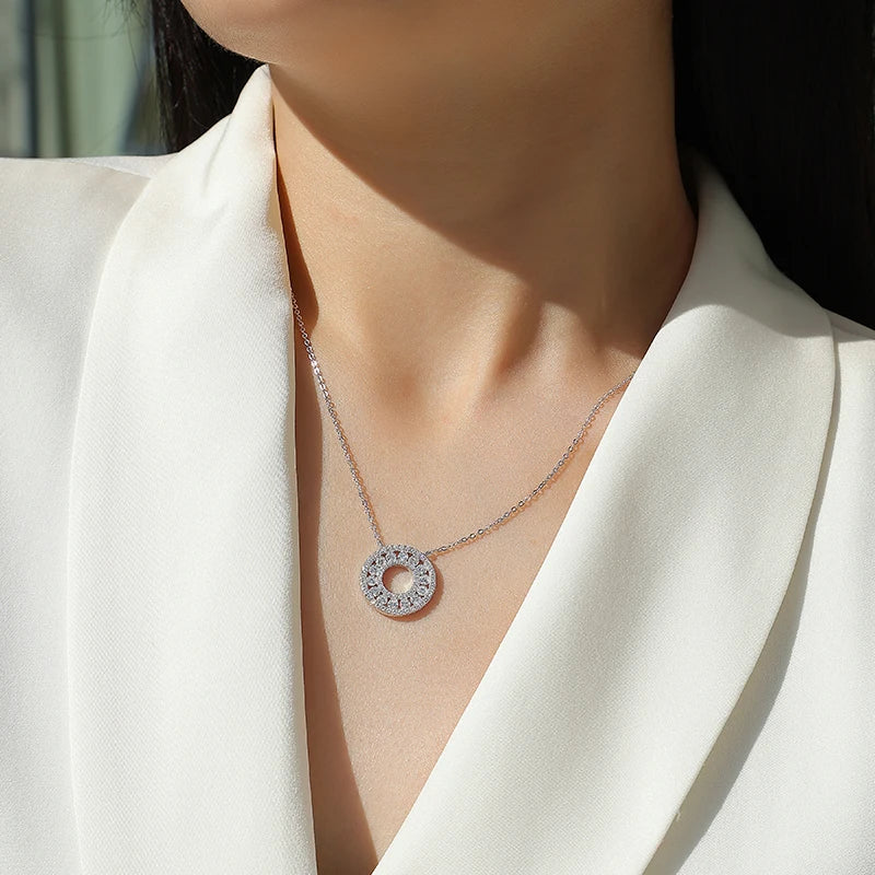 Female Luxury 925 Sterling Silver Necklace Moissanite Vintage Pendant Necklace for Wedding Celebrations Clavicle Chain Necklace-5