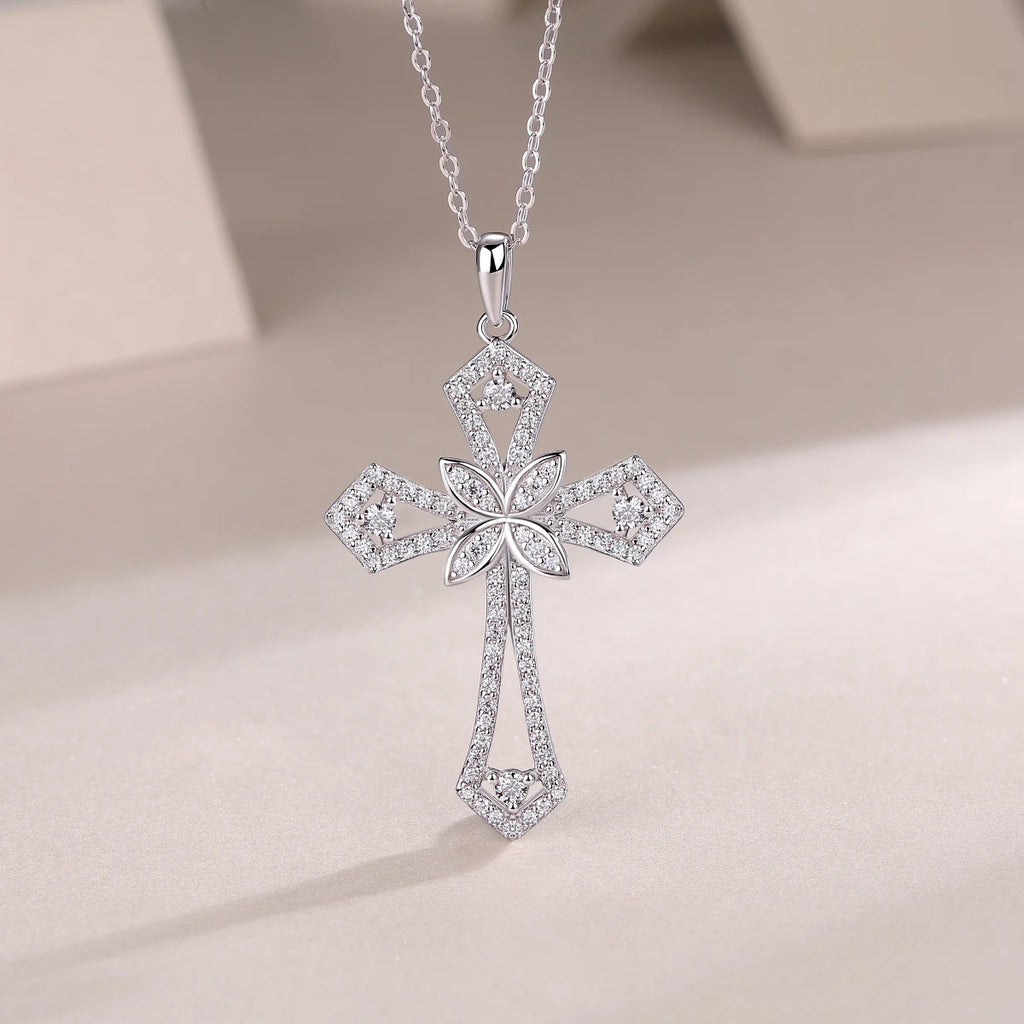 Trendy Moissanite Cross Pendant Necklace S925 Silver Gold Plated Women Hip Hop Jewelry Design Necklace-2