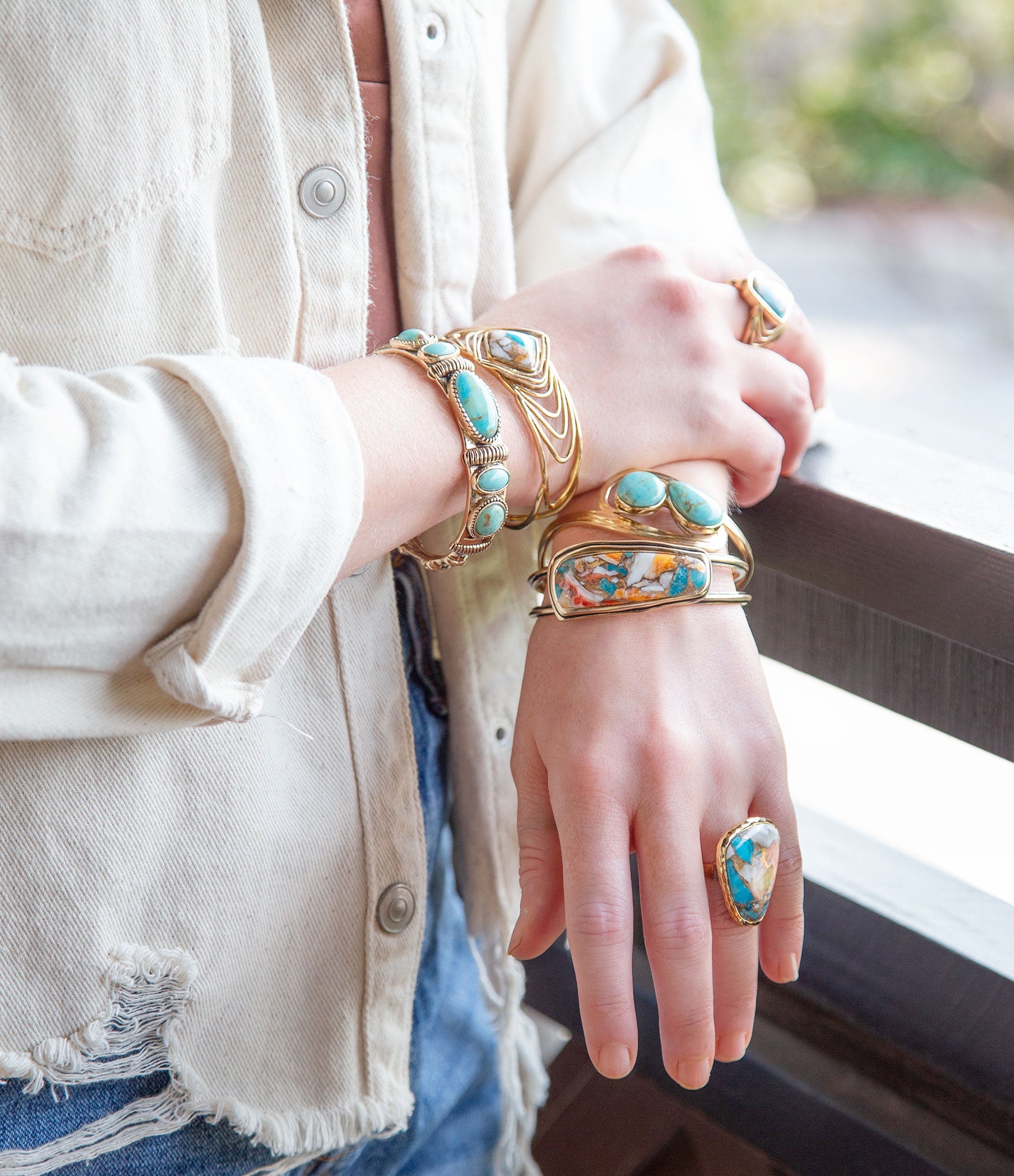 Simplicity Refined Blue Spiny Oyster/Turquoise Golden Bracelet
