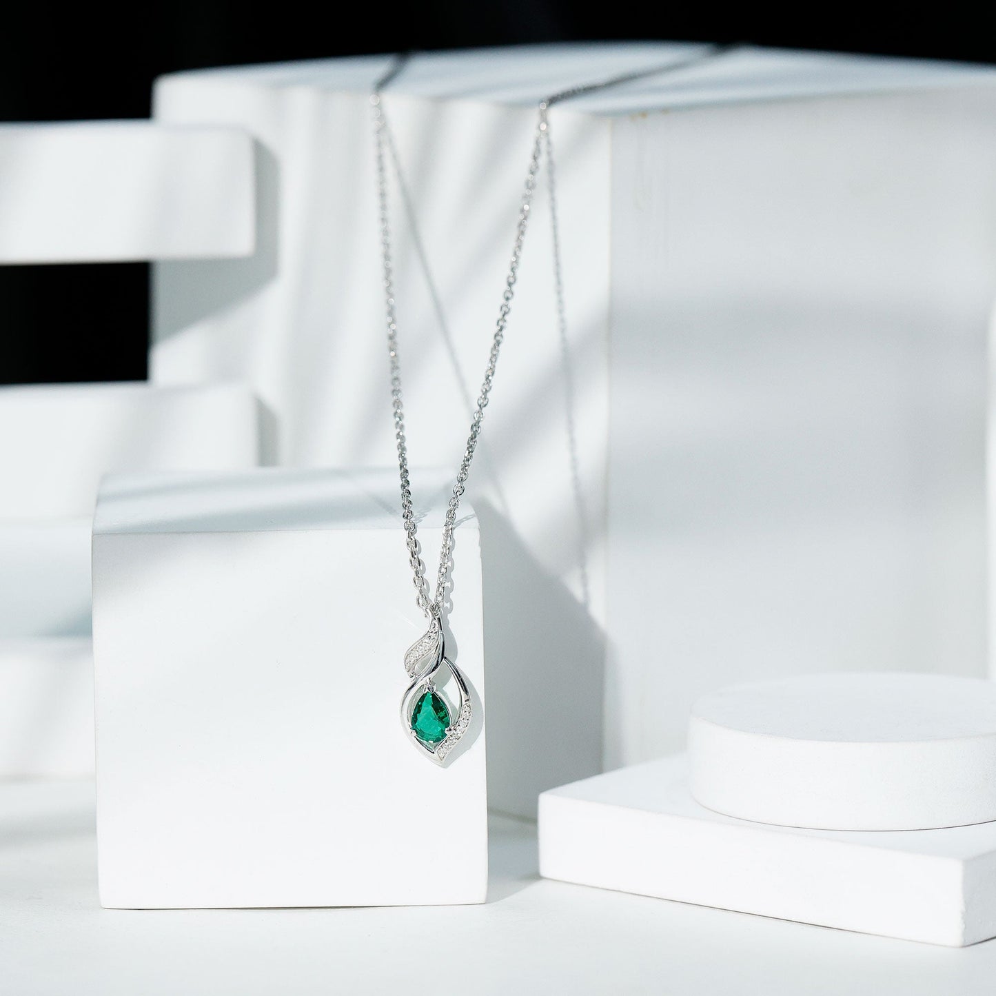 Nature Inspired Lab Emerald Designer Necklace with Silver Chain