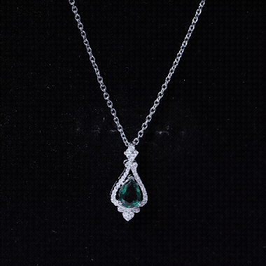 Lab Grown Emerald Bridal Vintage Necklace with Silver Chain