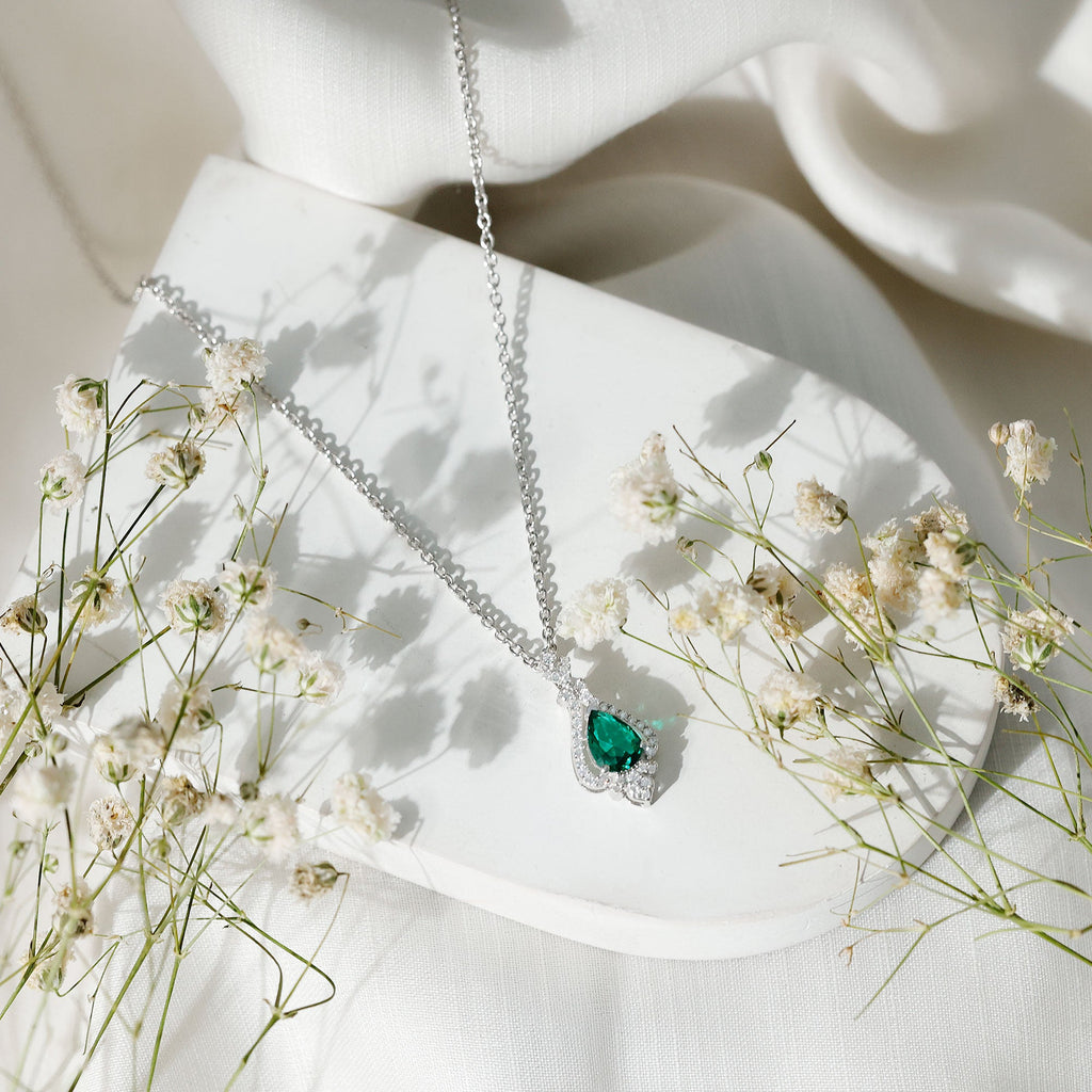 Lab Grown Emerald Bridal Vintage Necklace with Silver Chain