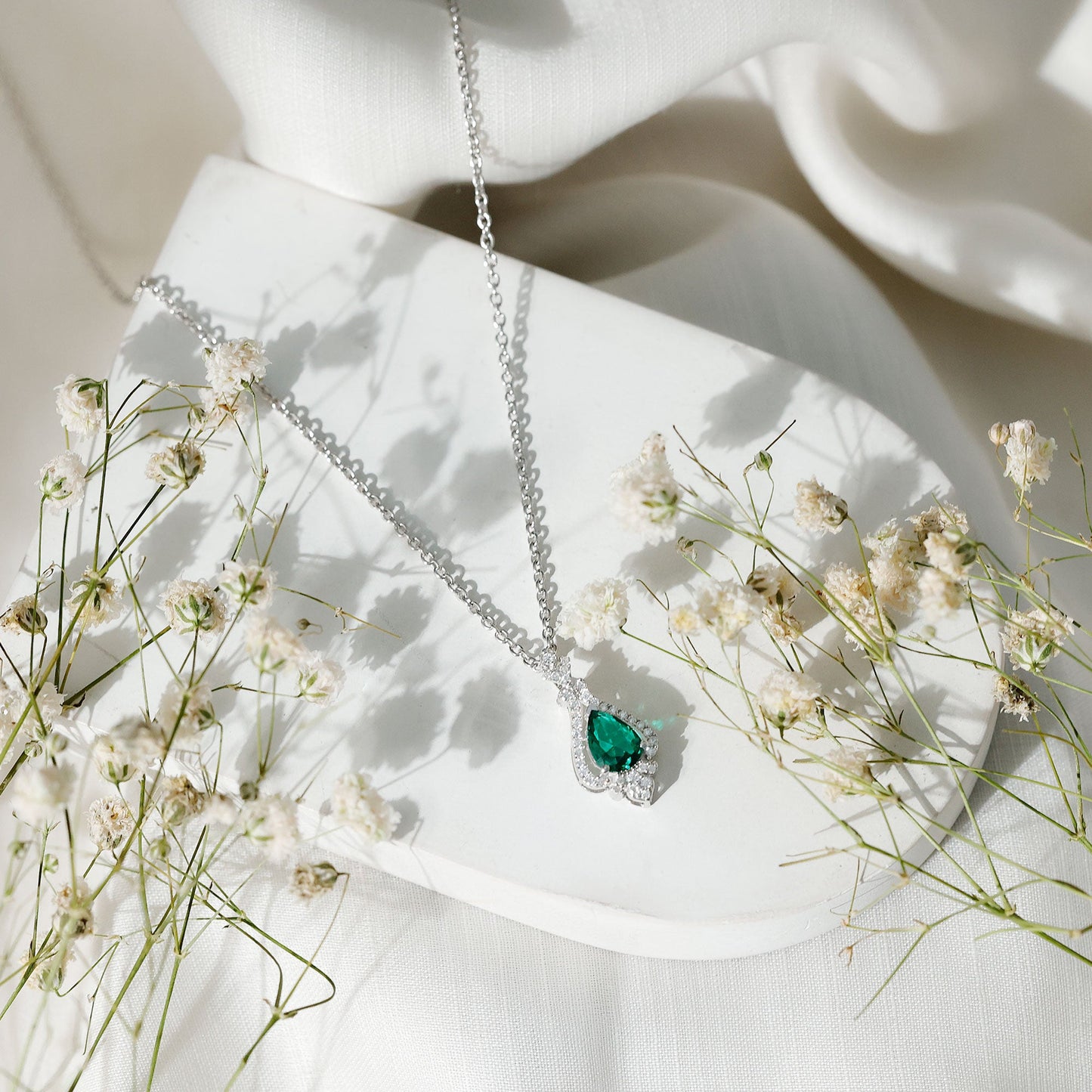 Lab Grown Emerald Bridal Vintage Necklace with Silver Chain