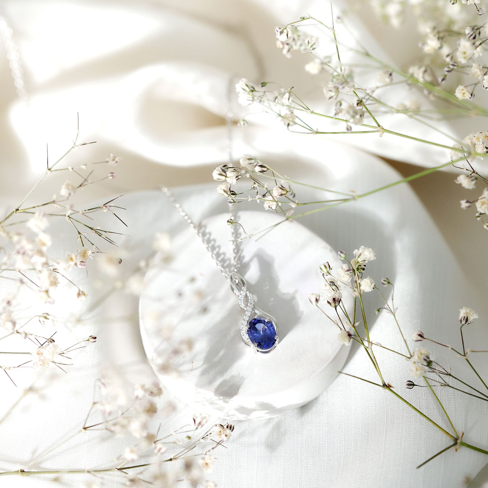 Lab Grown Blue Sapphire Moissanite Knot Pendant Necklace With Silver Chain