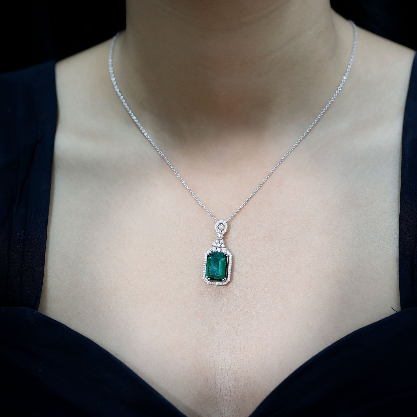 Created Emerald Vintage Style Pendant Necklace for Women With Silver Chain