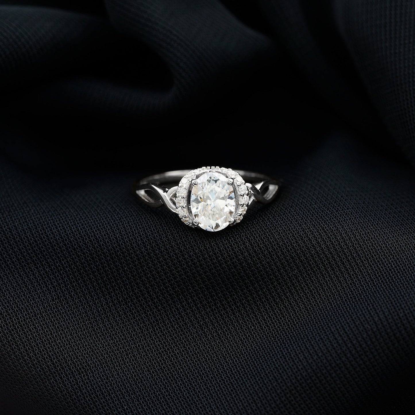 Lab Grown Diamond 6X8 MM Oval Engagement Ring For Women