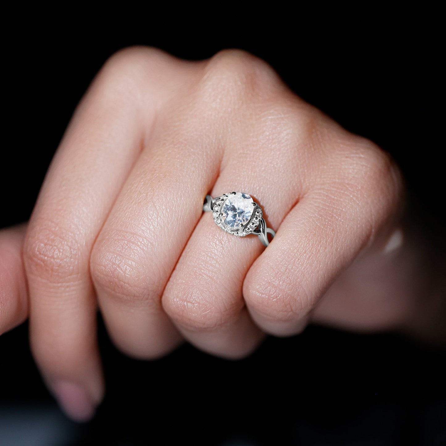 Lab Grown Diamond 6X8 MM Oval Engagement Ring For Women