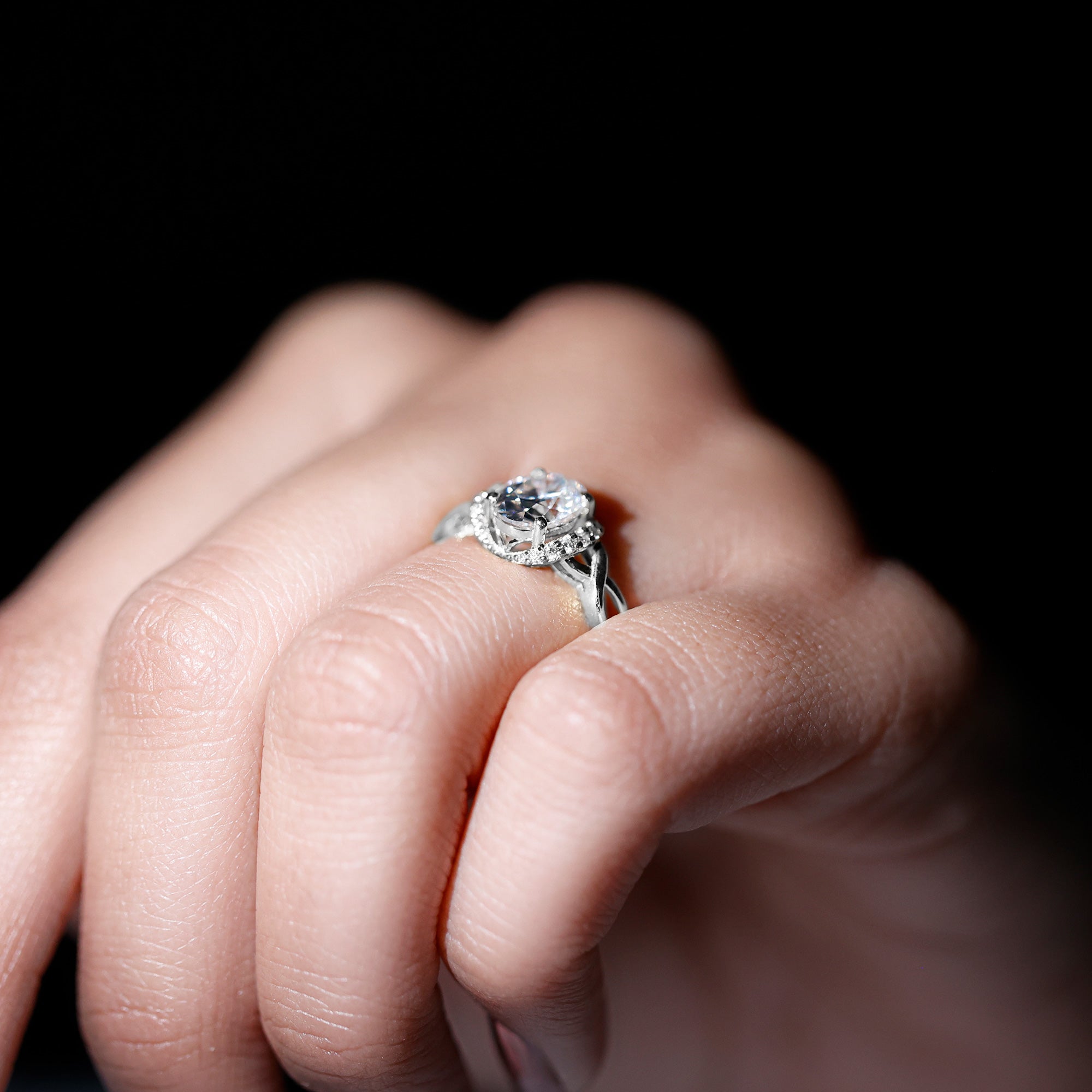 Lab Grown Diamond 6X8 MM Oval Engagement Ring For Women