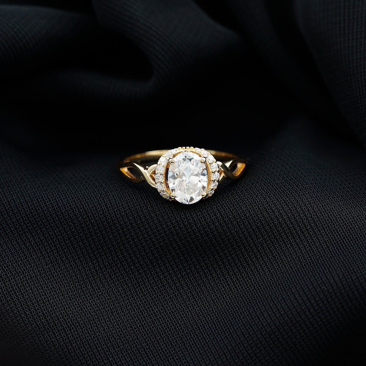 Lab Grown Diamond 6X8 MM Oval Engagement Ring For Women