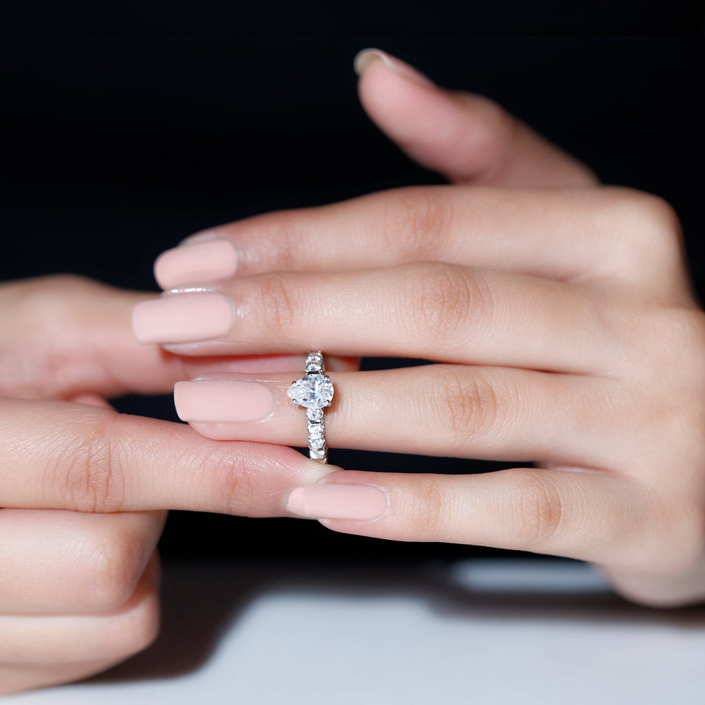 1 CT Pear Cut Lab Grown Diamond Engagement Ring for Women