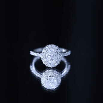 Certified 6X8 mm Lab Grown Diamond Oval Shape Engagement Ring