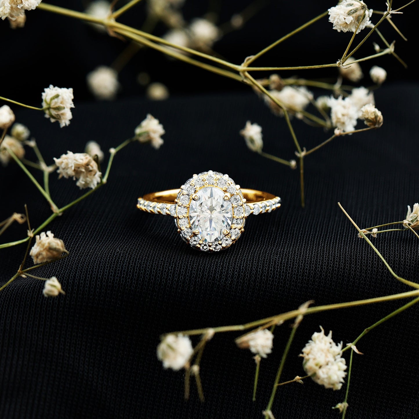 Certified 6X8 mm Lab Grown Diamond Oval Shape Engagement Ring