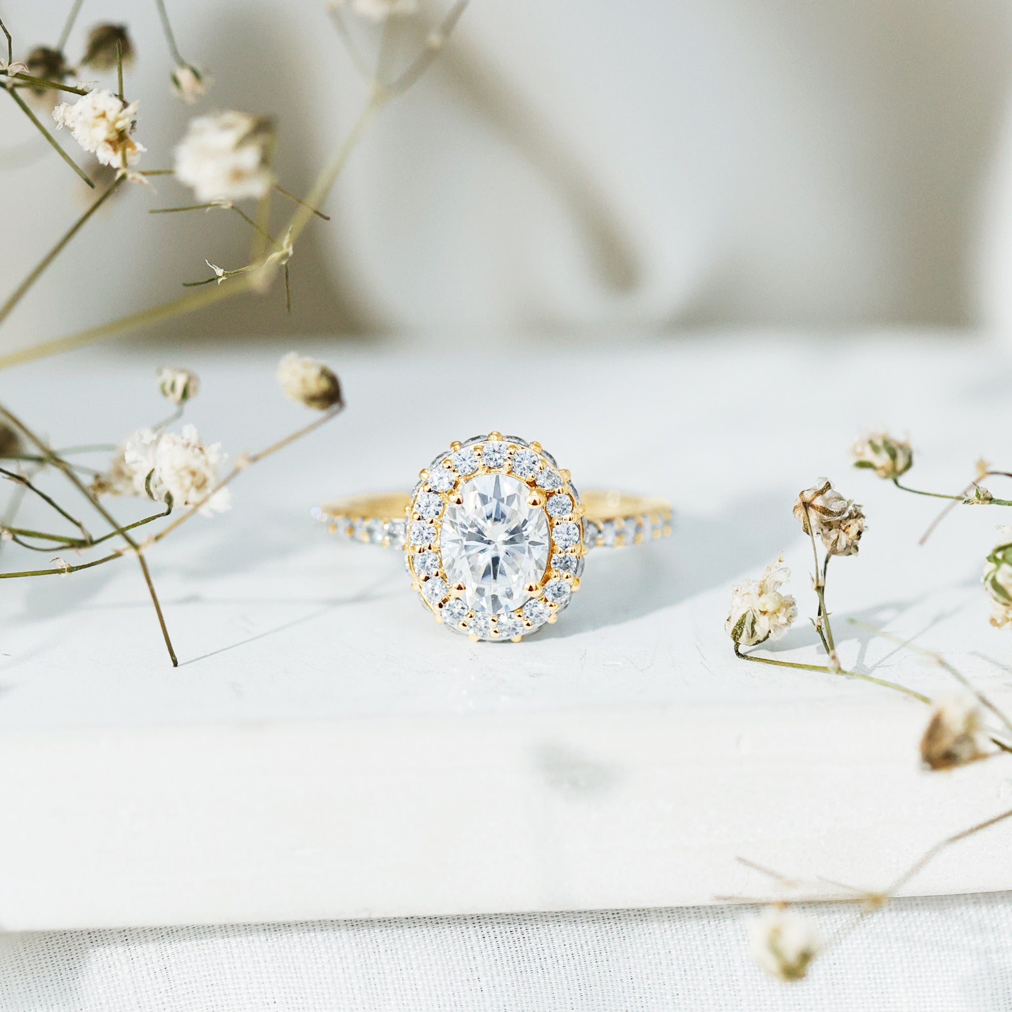 Certified 6X8 mm Lab Grown Diamond Oval Shape Engagement Ring