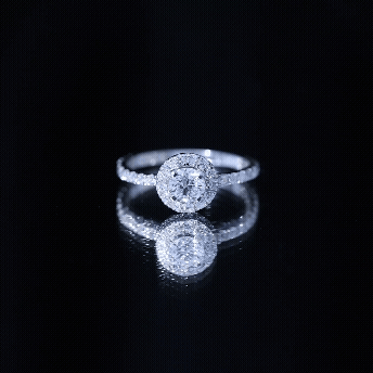 Minimal Engagement Ring with Lab Grown Diamond